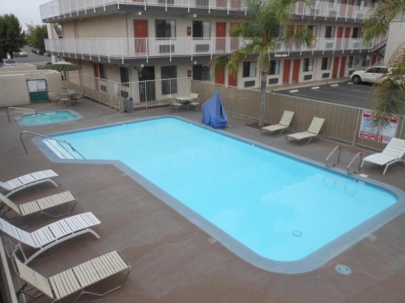 Motel 6-Fresno, Ca - Yosemite Hwy Kültér fotó