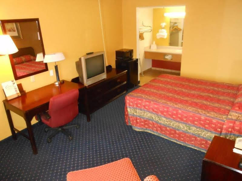 Motel 6-Fresno, Ca - Yosemite Hwy Kültér fotó